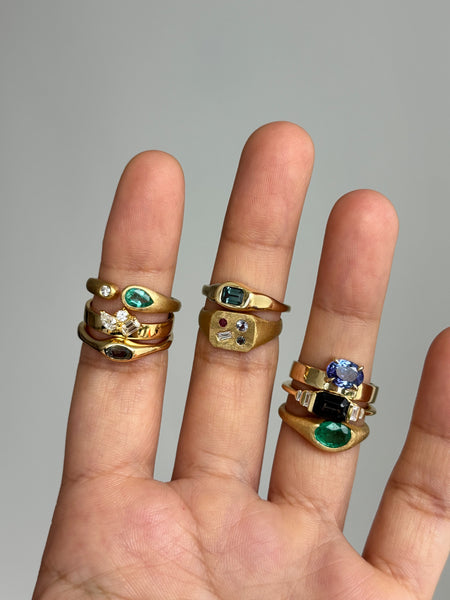Flat Band Ring with Cluster of Diamonds, Solid 14k Gold | LIMITED