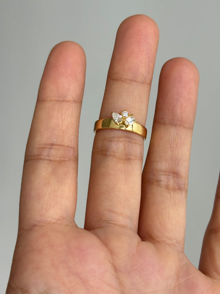 Flat Band Ring with Cluster of Diamonds, Solid 14k Gold | LIMITED