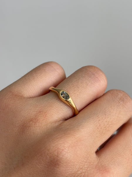 Fluid Ring with Stone No. 2 - Oval Gray Spinel (0.295 ct), Solid 14k Gold | ONE-OF-A-KIND