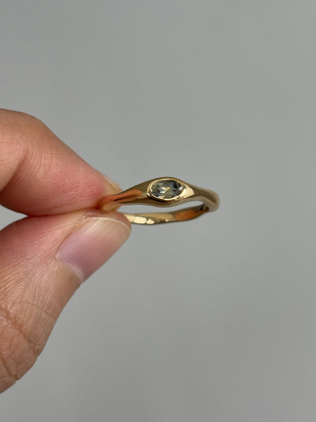 Fluid Ring with Stone No. 2 - Oval Gray Spinel (0.295 ct), Solid 14k Gold | ONE-OF-A-KIND