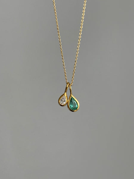 Dewdrop Pendant Necklace - Emerald, Solid Gold | LIMITED