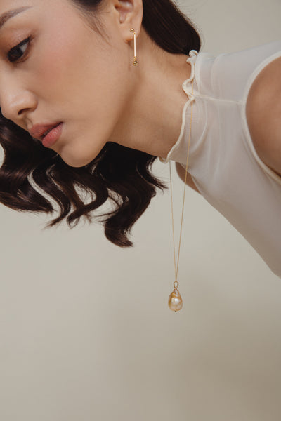 Peach Baroque Pearl Pendant / Necklace, Solid Gold