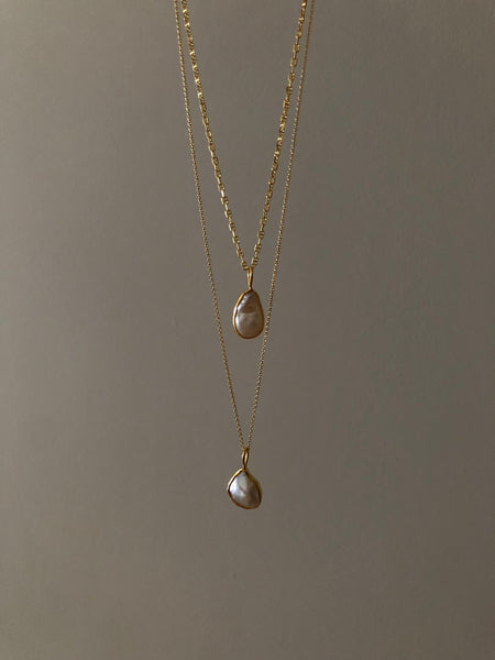 Pearl Outline Pendant / Necklace, Solid Gold