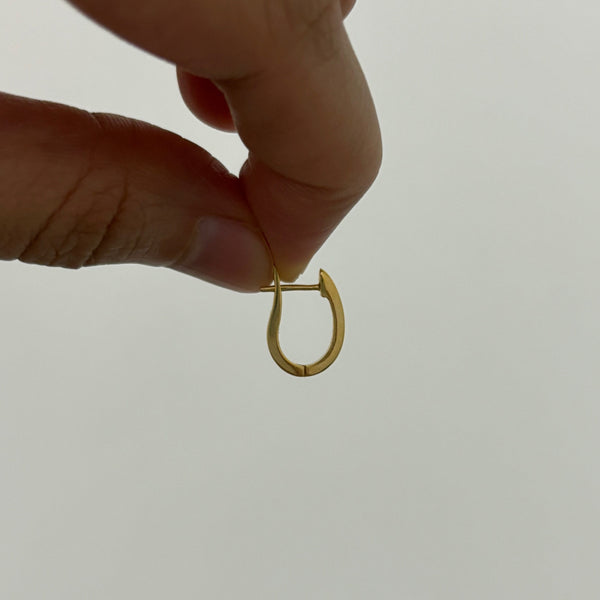 Everyday Oval Hoop Earrings, Solid 14k Gold