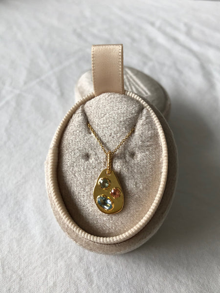 Medley Pendant No. 2 Necklace (Oval), Solid Gold | ONE-OF-A-KIND