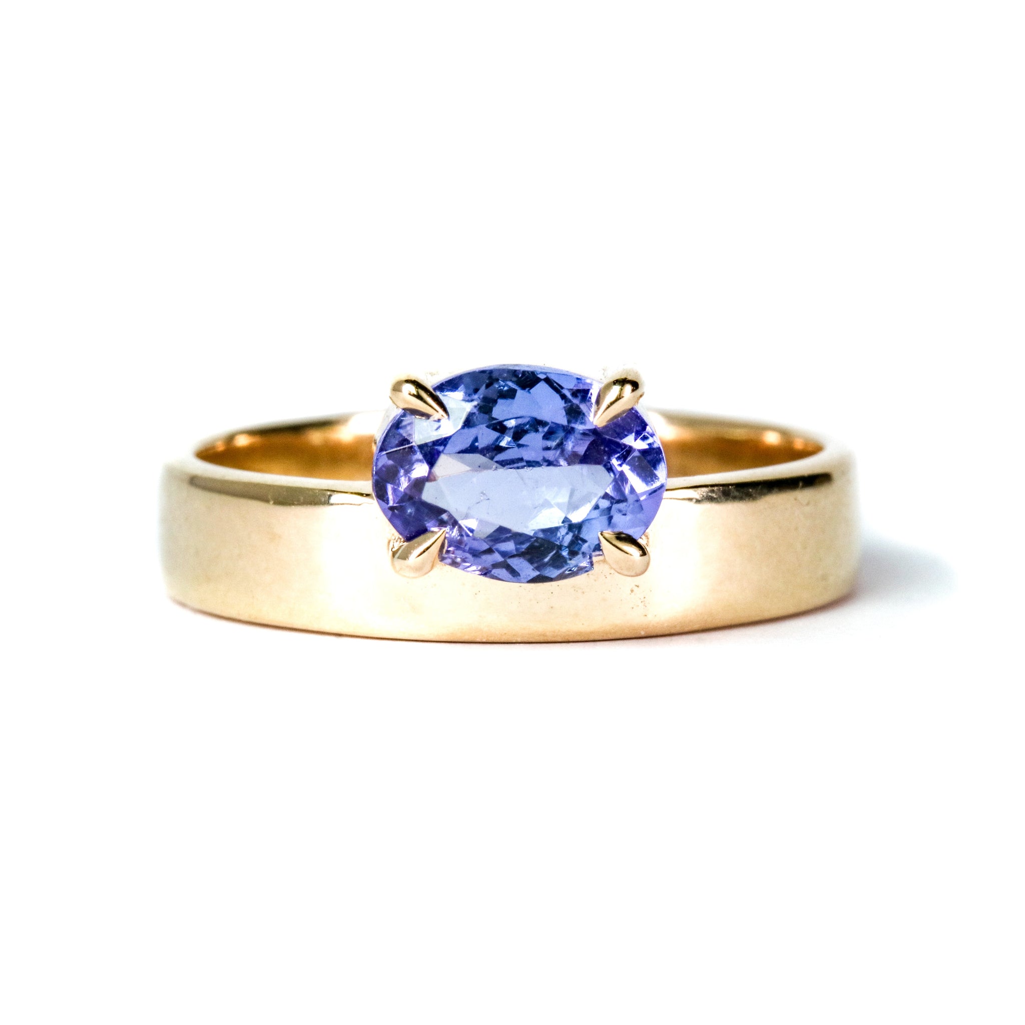 Band Ring with Stone No. 7 - Oval Tanzanite (1.2 ct), Solid 14k Gold | ONE-OF-A-KIND
