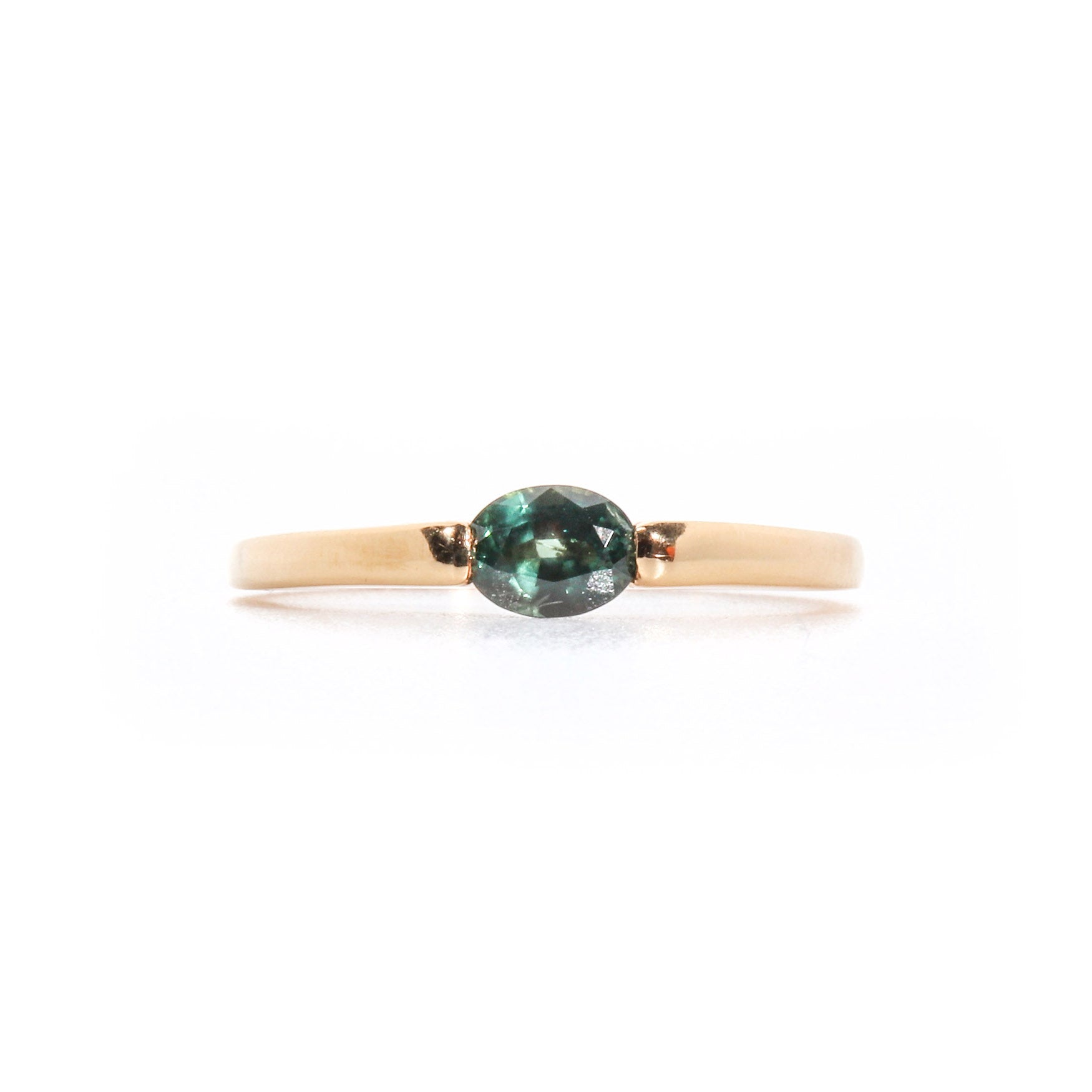 Ring with Oval Teal Sapphire (0.59 ct) in Tension Setting and Tapered Band, Solid 14k Gold | ONE-OF-A-KIND