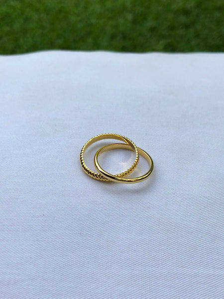 Interlocked Rings (Twist and Round Band), Solid 14k Gold